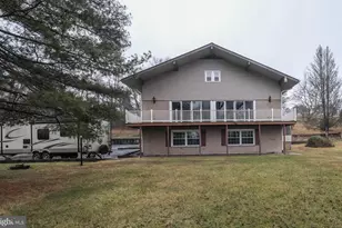 5091 Fairview Dr, Berkeley Springs, WV 25411 - Photo 17