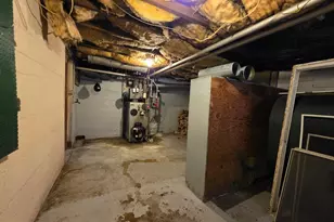 318 S Washington St, Berkeley Springs, WV 25411 - Photo 69