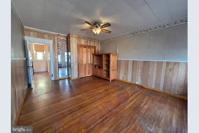 318 S Washington Street, Berkeley Springs, WV 25411 - Photo 29