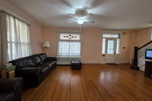 318 S Washington St, Berkeley Springs, WV 25411 - Photo 5