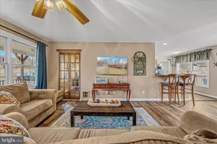 1636 Eckerd Ln, Berkeley Springs, WV 25411 - Photo 13