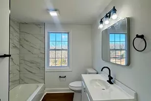 8 Kerns Ln, Berkeley Springs, WV 25411 - Photo 17