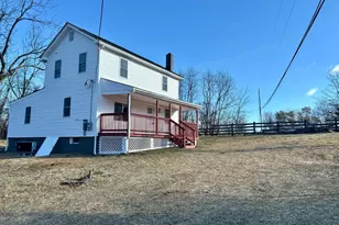 8 Kerns Ln, Berkeley Springs, WV 25411 - Photo 3