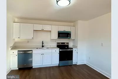 8 Kerns Lane, Berkeley Springs, WV 25411 - Photo 5