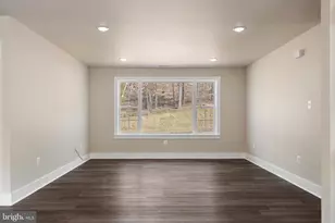 105 Victory Ln, Hedgesville, WV 25427 - Photo 9