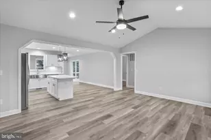 19 Mountain Laurel Dr, Berkeley Springs, WV 25411 - Photo 11