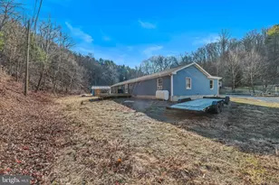 1920 Sir Johns Run Rd, Berkeley Springs, WV 25411 - Photo 35