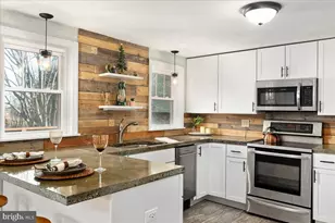 73 Marquise Ln, Berkeley Springs, WV 25411 - Photo 7