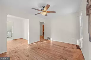 310 Greenway Dr, Berkeley Springs, WV 25411 - Photo 7