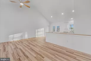 232 Oak Hill Rd, Berkeley Springs, WV 25411 - Photo 5