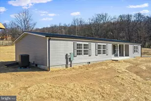 101 Barbeque Dr, Berkeley Springs, WV 25411 - Photo 3