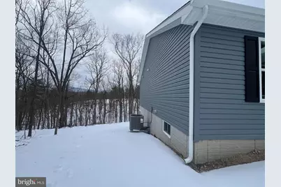 256 Roundtop Ln, Berkeley Springs, WV 25411 - Photo 13