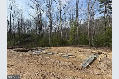 523 Oak Hill Road, Berkeley Springs, WV 25411 - Photo 9