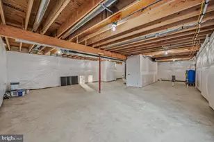 523 Oak Hill Rd, Berkeley Springs, WV 25411 - Photo 29