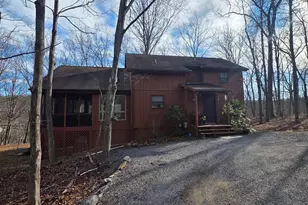 139 Cardinal Ln, Berkeley Springs, WV 25411 - Photo 1