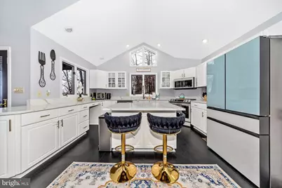 579 Bobcat Drive, Berkeley Springs, WV 25411 - Photo 15