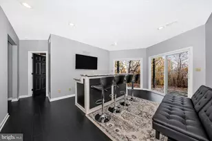 579 Bobcat Dr, Berkeley Springs, WV 25411 - Photo 9