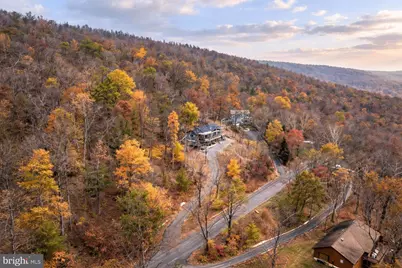 579 Bobcat Drive, Berkeley Springs, WV 25411 - Photo 7