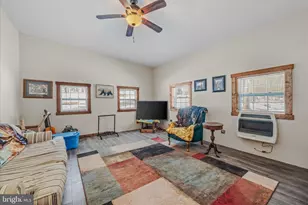 174 Hammer Hill Ln, Great Cacapon, WV 25422 - Photo 37