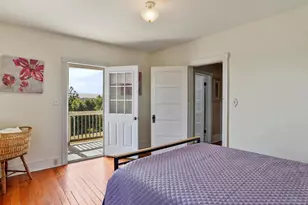 1048 Fairview Dr, Berkeley Springs, WV 25411 - Photo 11