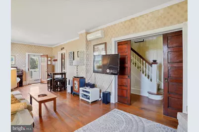 1048 Fairview Drive, Berkeley Springs, WV 25411 - Photo 9