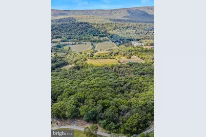 830 Wisteria Lane, Berkeley Springs, WV 25411 - Photo 23