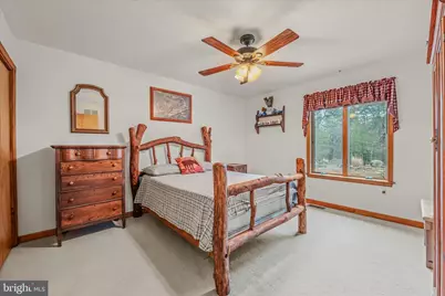 291 Dry Run Lane, Berkeley Springs, WV 25411 - Photo 15