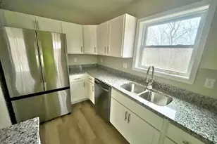 233 Young Ln, Berkeley Springs, WV 25411 - Photo 7