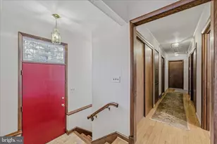 91 Ironwood Ln, Berkeley Springs, WV 25411 - Photo 3