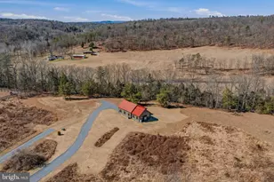 237 Foggy Bottom Ln, Berkeley Springs, WV 25411 - Photo 51