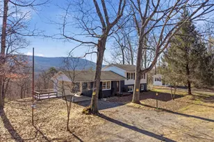 2280 Pine Grove Rd, Berkeley Springs, WV 25411 - Photo 1