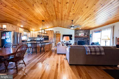 10 Jordan Hollow Lane, Berkeley Springs, WV 25411 - Photo 9