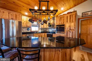 10 Jordan Hollow Ln, Berkeley Springs, WV 25411 - Photo 17