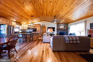 10 Jordan Hollow Ln, Berkeley Springs, WV 25411 - Photo 11