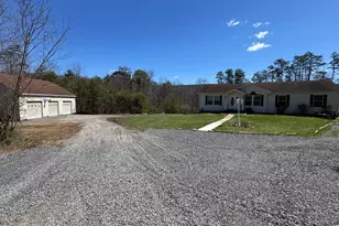 271 Packing Shed Rd, Berkeley Springs, WV 25411 - Photo 3