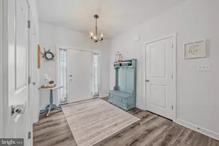 117 Mickey Mantle Ct, Berkeley Springs, WV 25411 - Photo 7