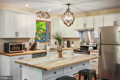 148 Amberwood Lane, Great Cacapon, WV 25422 - Photo 11