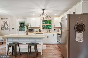 148 Amberwood Ln, Great Cacapon, WV 25422 - Photo 9