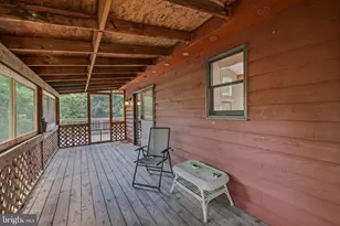 292 Creekview Ln, Berkeley Springs, WV 25411 - Photo 11