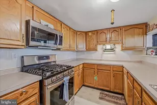 92 English Muffin Way, Berkeley Springs, WV 25411 - Photo 17