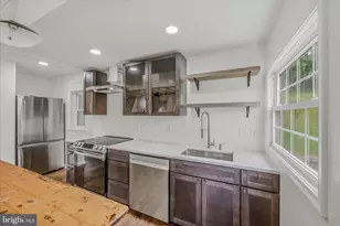151 S Laurel Ave, Berkeley Springs, WV 25411 - Photo 13