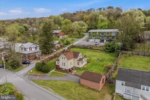 151 S Laurel Ave, Berkeley Springs, WV 25411 - Photo 39