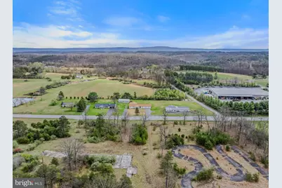 11249 Valley Road, Berkeley Springs, WV 25411 - Photo 19