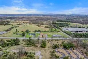 11249 Valley Rd, Berkeley Springs, WV 25411 - Photo 19