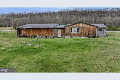 11249 Valley Road, Berkeley Springs, WV 25411 - Photo 5