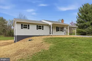 381 Mellon East Rd, Hedgesville, WV 25427 - Photo 3