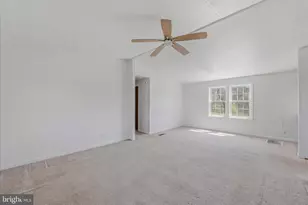 1420 Eppinger Rd, Berkeley Springs, WV 25411 - Photo 9