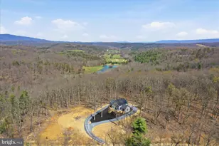 432 Lost Point Ln, Berkeley Springs, WV 25411 - Photo 33