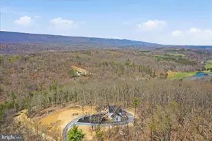 432 Lost Point Ln, Berkeley Springs, WV 25411 - Photo 5