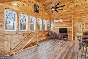 432 Lost Point Ln, Berkeley Springs, WV 25411 - Photo 25